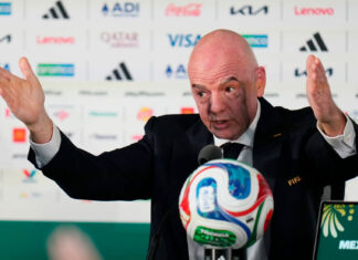 «No somos reyes del mundo»: Infantino defiende precio de entradas y regatea la política