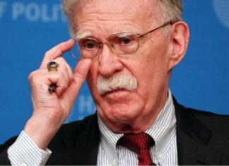 Bolton, exasesor y rival de Trump, se declarará culpable en caso de información clasificada