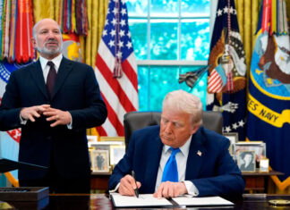 ¿Qué es la visa H-1B y por qué un tribunal revocó la tarifa ordenada por Trump?