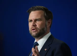 Vance, escéptico de las guerras extranjeras, es el rostro del acuerdo tentativo de Trump con Irán