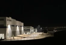 Tribunal federal de apelaciones de EE. UU. permite reanudar deportaciones rápidas de inmigrantes