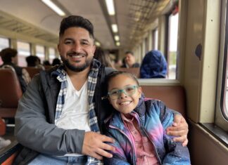 Sueños en pausa, amor en acción: la historia del padre soltero Félix Moulier