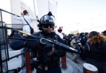 Gobierno de EE. UU. compra 2 centros de detención en California a empresa privada de prisiones