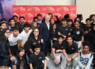 Más de 21.000 jóvenes latinos se capacitan para la industria deportiva con el Mundial 2026