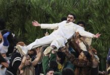 El espectáculo de Bad Bunny del Super Bowl recibe nueve nominaciones en los premios Emmy Bad Bunny