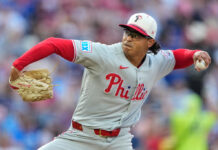 Luzardo domina con 9 ponches y los Filis aplastan 6-1 a los Reales con 3 jonrones