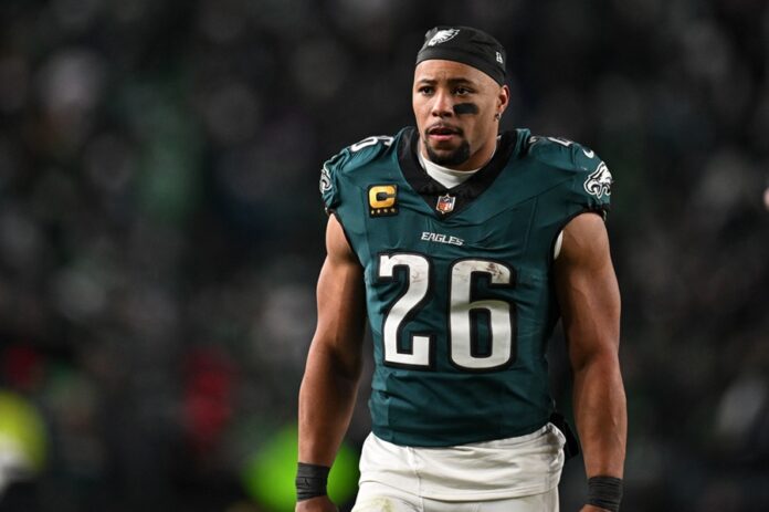 EAGLES-BARKLEY-ROBO Eagles