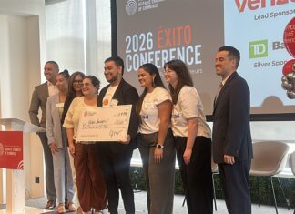Colombiano de Filadelfia gana la competencia Éxito Pitch de la GPHCC