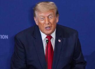 Trump divaga hacia temas de campaña en reunión de tecnología de defensa