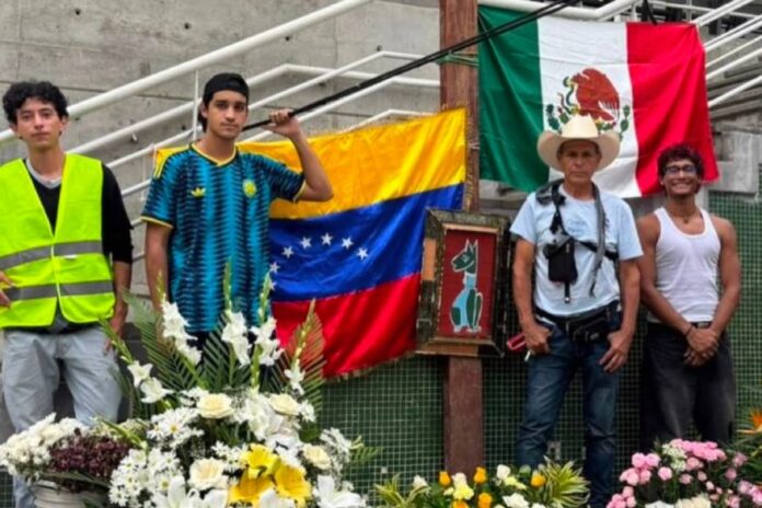 Entre los escombros de La Guaira