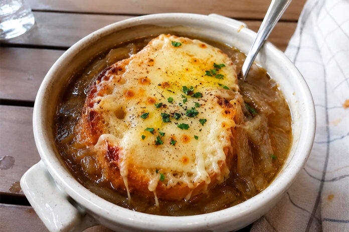 SOPA-DE-CEBOLLA-1