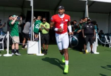 Los Eagles depositan su confianza en Jalen Carter y esperan que el riesgo valga la pena