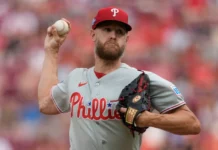 Schwarber pega jonrón, Wheeler poncha a 14 en triunfo de Filis 4-1 sobre Rojos