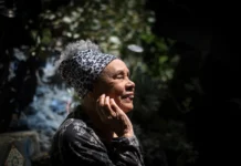Muere a los 99 años la artista Betye Saar, cuya obra refleja la identidad negra