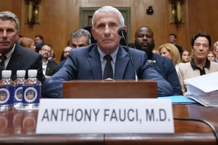 Fauci invoca la Quinta Enmienda y se niega a testificar ante senadores sobre el COVID-19 Fauci
