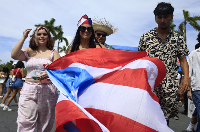 Gran expectación entre los fanáticos de Bad Bunny ante el cierre de su gira en Puerto Rico Bad Bunny