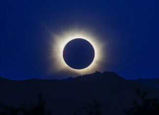 El espectáculo astronómico continúa con otro eclipse total en 2027 y uno anular en 2028