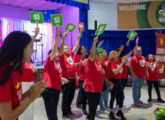 El 77 % de trabajadores latinos en Miami cree que la economía e inmigración empeora en EE. UU. Miami