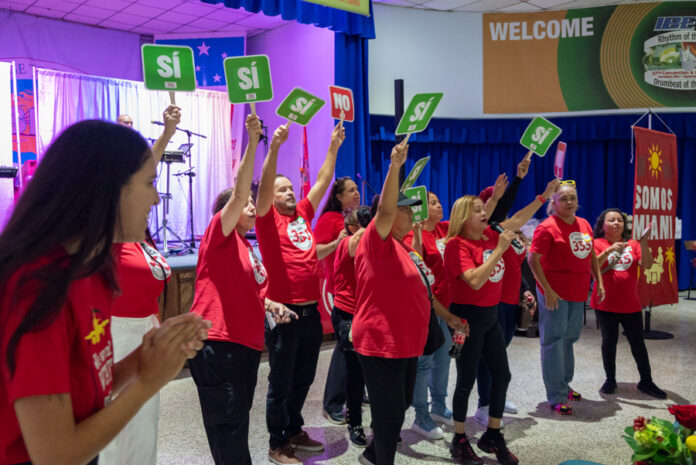 El 77 % de trabajadores latinos en Miami cree que la economía e inmigración empeora en EEUU Miami