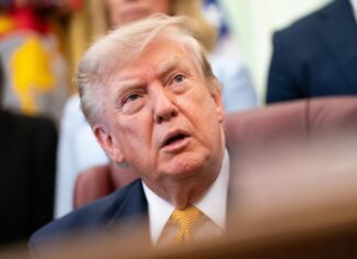 Banco argumenta que cerró cuentas de Organización Trump por posible «lavado de dinero»