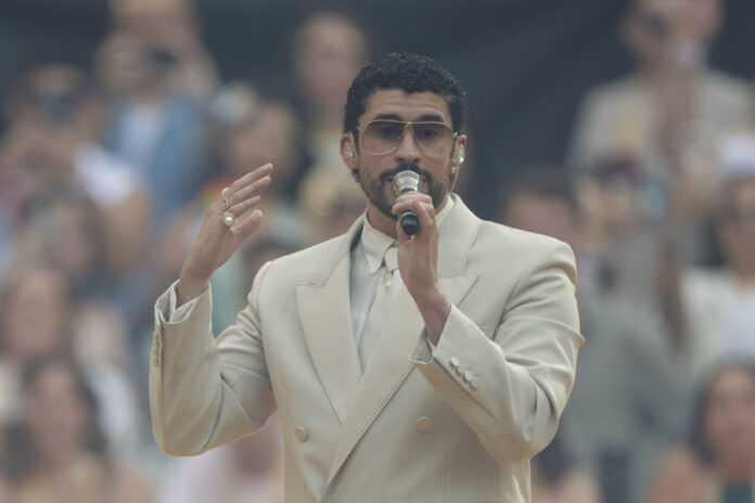 Bad Bunny dedica carta póstuma al fenecido exboxeador puertorriqueño Prichard Colón Bad Bunny