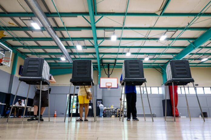 EEUU-ELECCIONES-NO CIUDADANOS Trump
