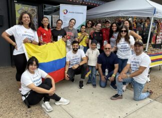 Colombianos de Filadelfia abrazan a su país en medio de la tragedia