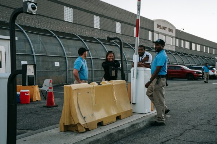 Denuncian tercera muerte de inmigrante detenido en centro de ICE en Nueva Jersey
