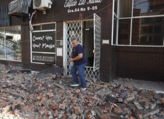 Un temblor de magnitud 7,4 sacude Colombia con graves daños materiales en varias ciudades