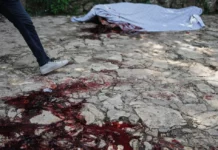 Cientos de personas asisten a funerales de cuatro de las 47 víctimas de ataque de pandilla en Haití