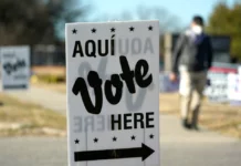 En Texas, grupo demócrata trata de atraer de vuelta a votantes hispanos