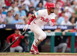 Arráez logra 2 hits y 2 impulsadas y Luzardo lanza 8 en blanqueada de Filis 5-0 ante Nacionales
