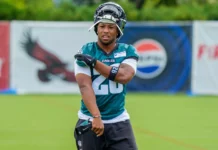 Eagles running back Saquon Barkley was inspired by Barry Sanders serving his teammates