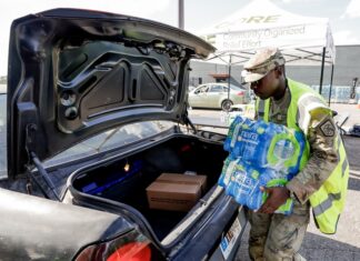 Informe alerta de caída de hasta 50 % en fondos federales de FEMA para emergencias en EE. UU. FEMA