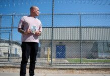 Demócratas del Congreso abren pesquisa sobre deportación de militares de EE. UU. y sus familias