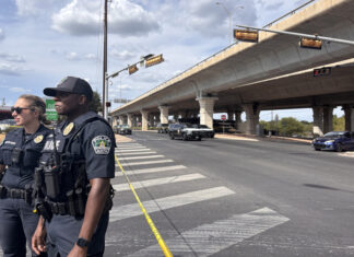 El Gobierno de Trump investiga disparos de ICE a migrante venezolano que repartía comida