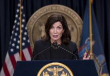 Nueva York acusa a Trump de congelar el 40 % de los fondos dedicados a evitar otro 11-S