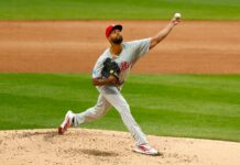 Sánchez consigue su 18ma victoria para liderar las Grandes Ligas en triunfo 7-2 de Filis ante Mets Sánchez