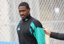 Lawyer: Ex-NFL star Antonio Brown to avoid prison with reduced charge in attempted murder case