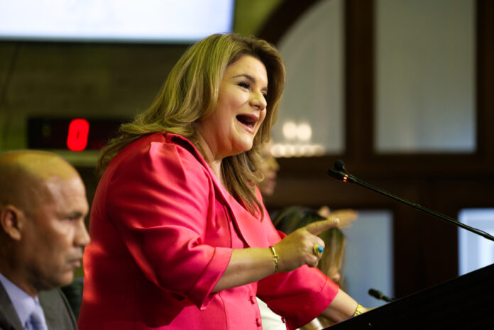 Inauguran clínica en isla-municipio de Puerto Rico que fue destruida en 2017 por huracán isla-municipio