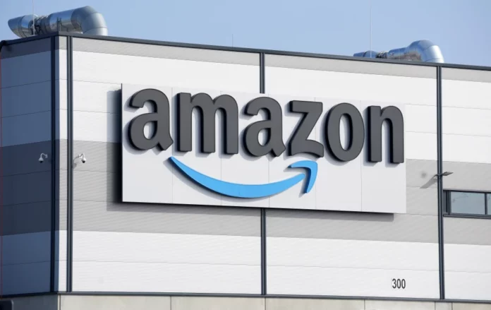Exempleadas presentan demanda colectiva contra Amazon por discriminación a embarazadas