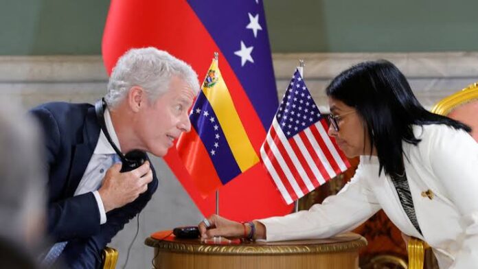 El orgullo venezolano, herido por acuerdo que da a EEUU una quinta de sus reservas de petróleo