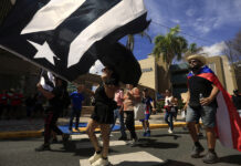 La subida de la factura de la luz y frecuentes apagones detona en protestas en Puerto Rico luz