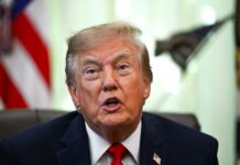 Justicia prorroga hasta el lunes la suspensión al veto de Trump a CNN, MS NOW y Politico