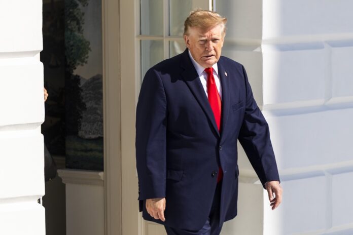 La ciudad de San Antonio demanda a Trump para frenar un centro de detención en una bodega