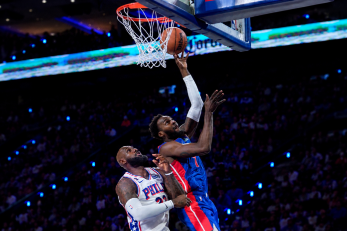 Duelo aéreo bajo el aro 76ers