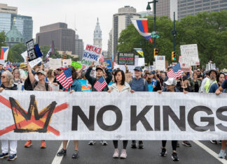 No Kings convoca a la comunidad a una jornada de registro este 17 de octubre