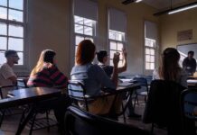 The Welcoming Center opens registration for winter business planning courses