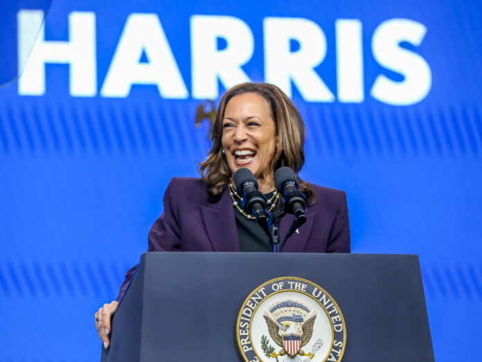 Harris critica a Trump por insinuar que pondrá fin a las elecciones si regresa al poder 100 días